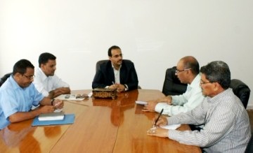 11mukalla_governer_betromaseela_electrec.JPG